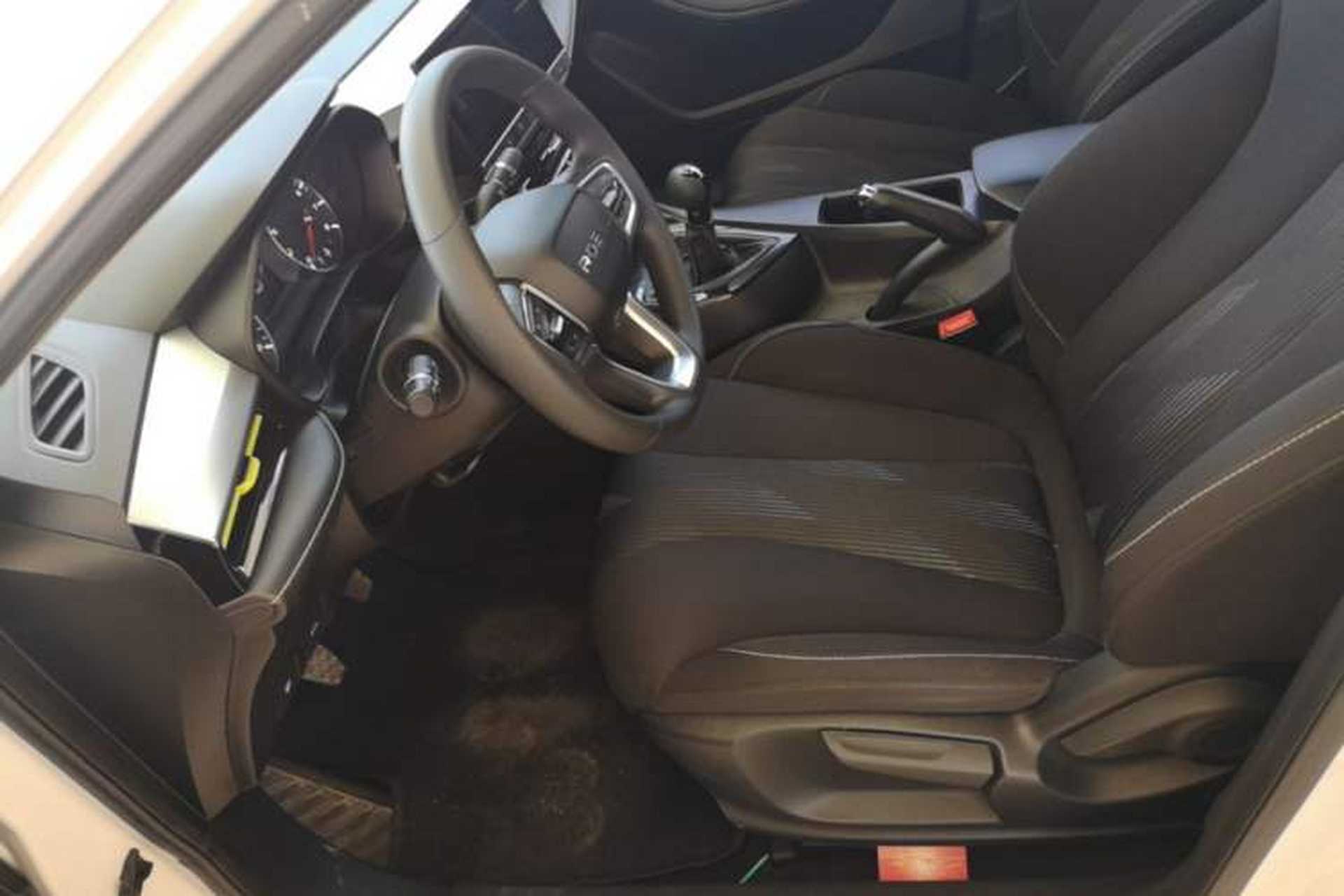 Used Roewe i5 2021 1.5L Manual Platinum Edition Left Front Seat