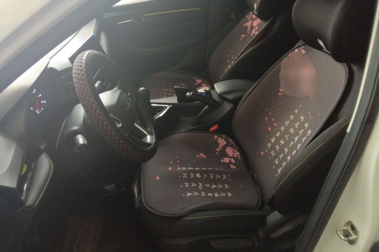 Used Roewe i5 2021 1.5L Manual Platinum Edition Left Front Seat