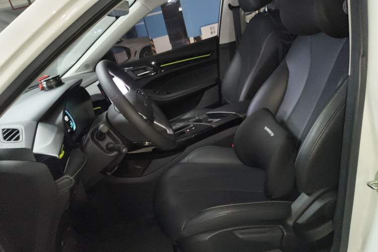 Used Roewe i5 2021 Revised Version 1.5L CVT Diamond Edition Left Front Seat