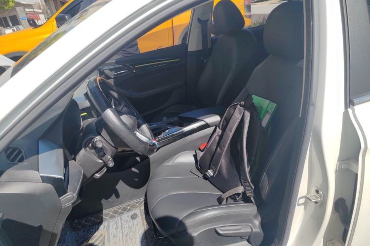 Used Roewe i5 2021 1.5L CVT Diamond Edition Left Front Seat