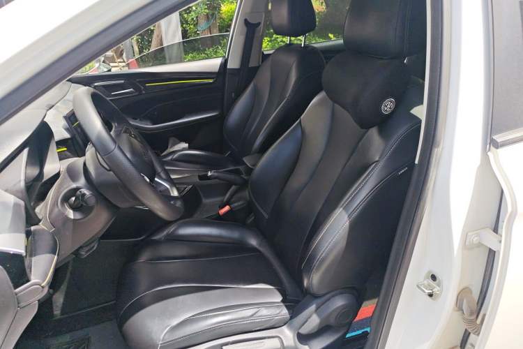 Used Roewe i5 2021 1.5L Manual Diamond Edition Left Front Seat