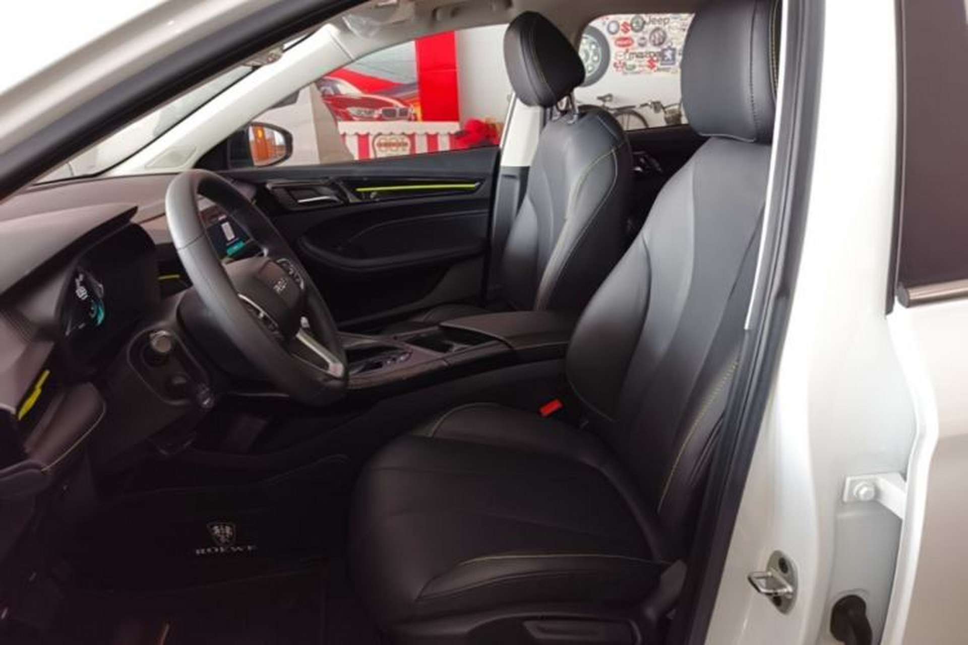 Used Roewe i5 2021 Revised Version 1.5L CVT Diamond Edition Left Front Seat