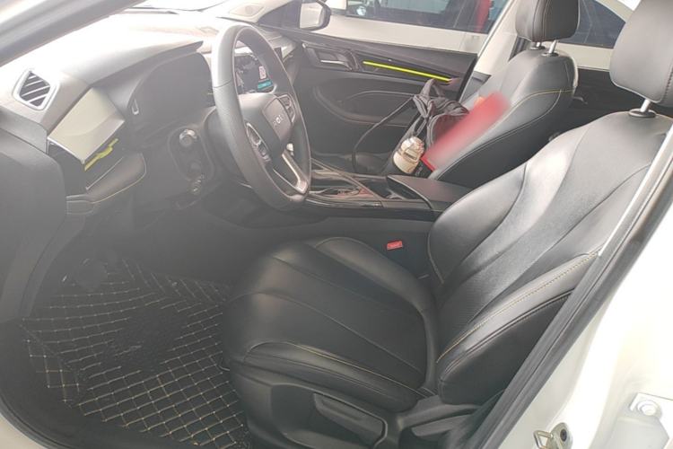 Used Roewe i5 2021 Revised Version 1.5L CVT Diamond Edition Left Front Seat