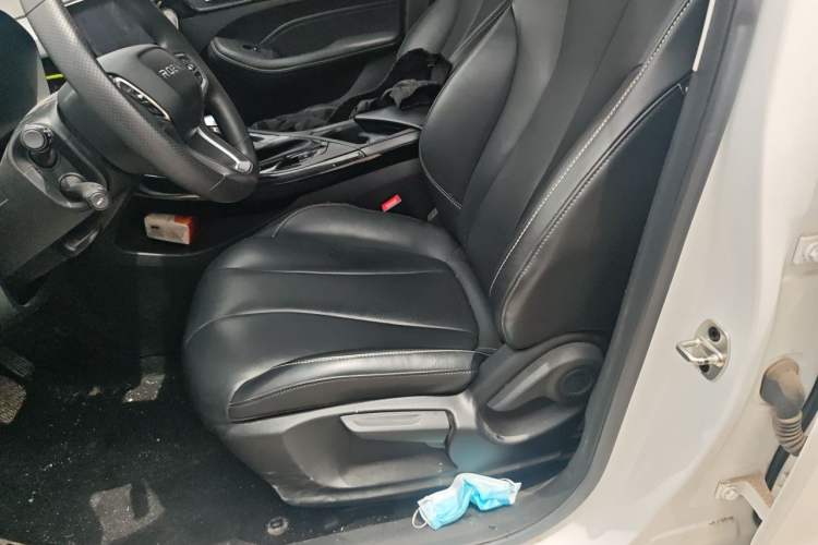 Used Roewe i5 2021 Revised Version 1.5L CVT Diamond Edition Left Front Seat