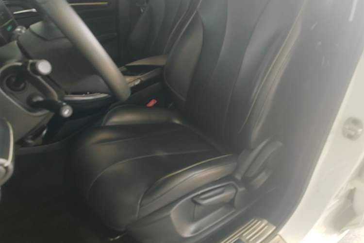 Used Roewe i5 2021 1.5L CVT Diamond Edition Left Front Seat