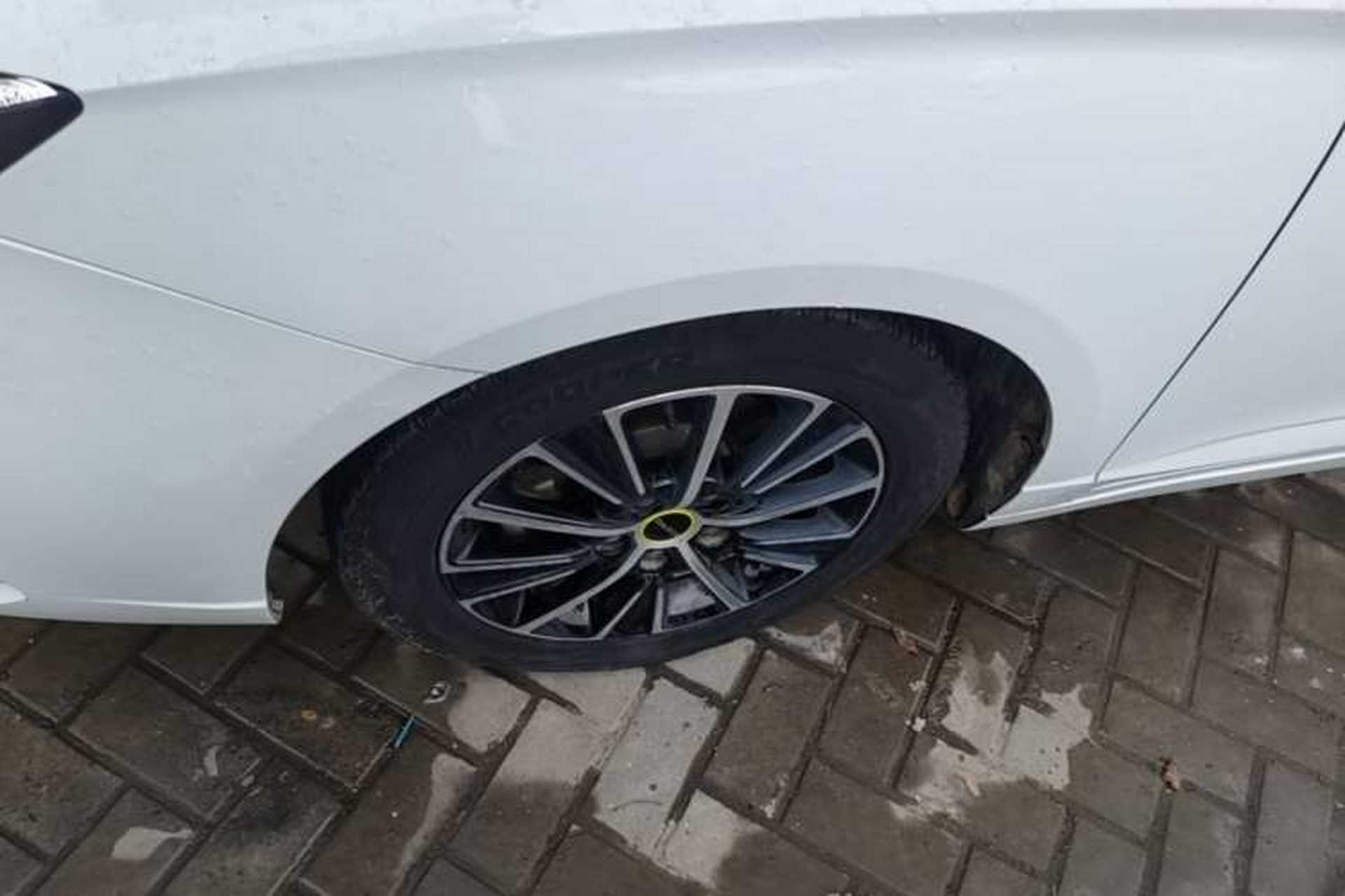 Used Roewe i5 2021 1.5L CVT Platinum Edition Left Front Wheel Hub