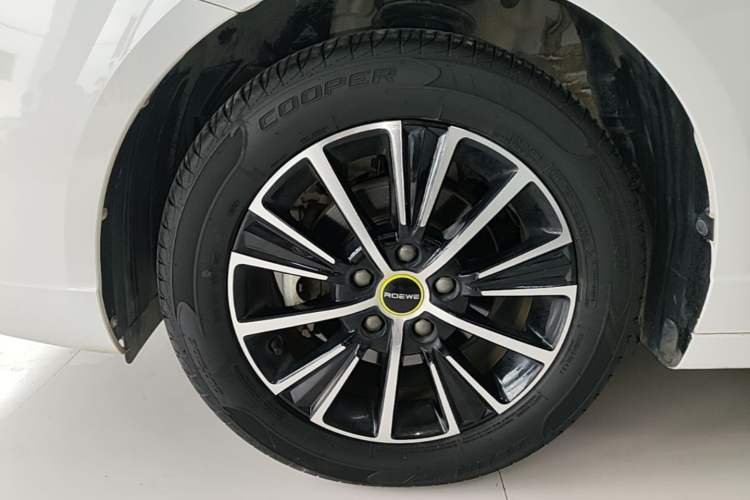 Used Roewe i5 2021 1.5L CVT Platinum Edition Left Front Wheel Hub