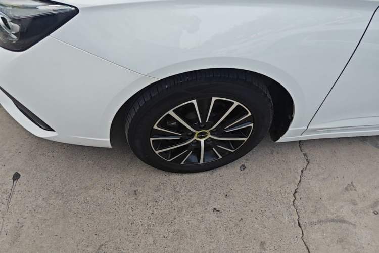 Used Roewe i5 2021 1.5L CVT Platinum Edition Left Front Wheel Hub