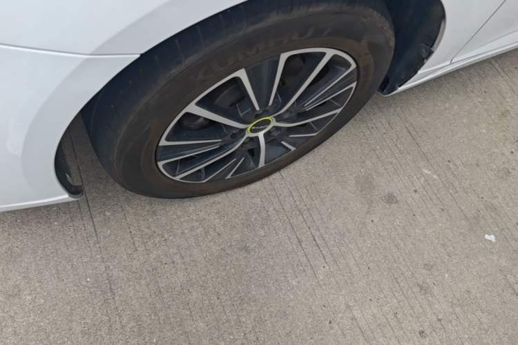 Used Roewe i5 2021 1.5L CVT Platinum Edition Left Front Wheel Hub