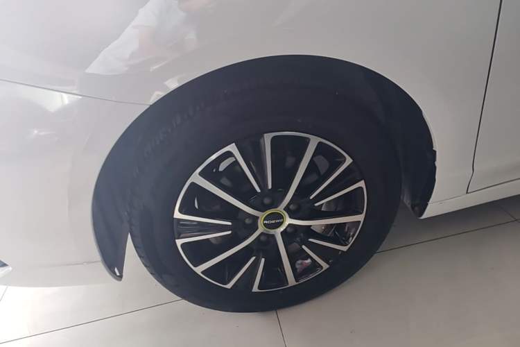 Used Roewe i5 2021 1.5L CVT Starry Edition Left Front Wheel Hub