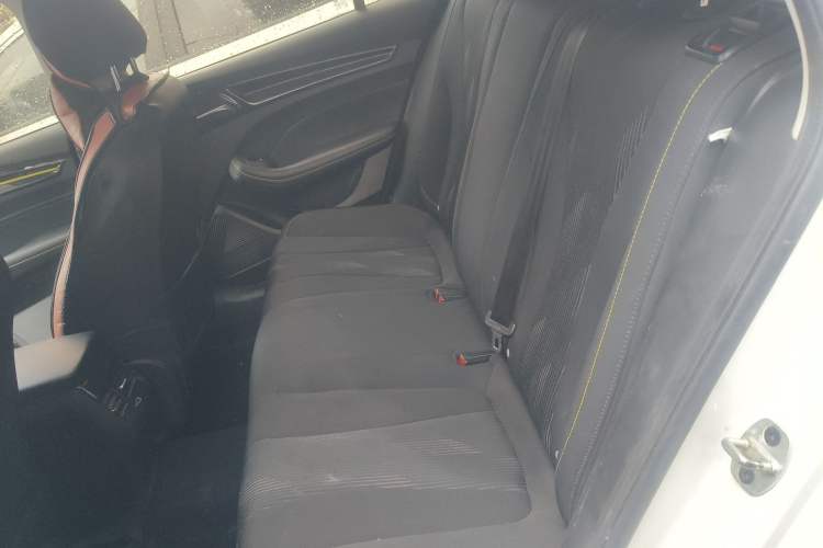 Used Roewe i5 2021 1.5L Manual Platinum Edition Left Rear Seat