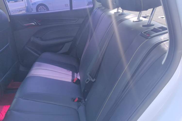 Used Roewe i5 2021 1.5L Manual Diamond Edition Left Rear Seat