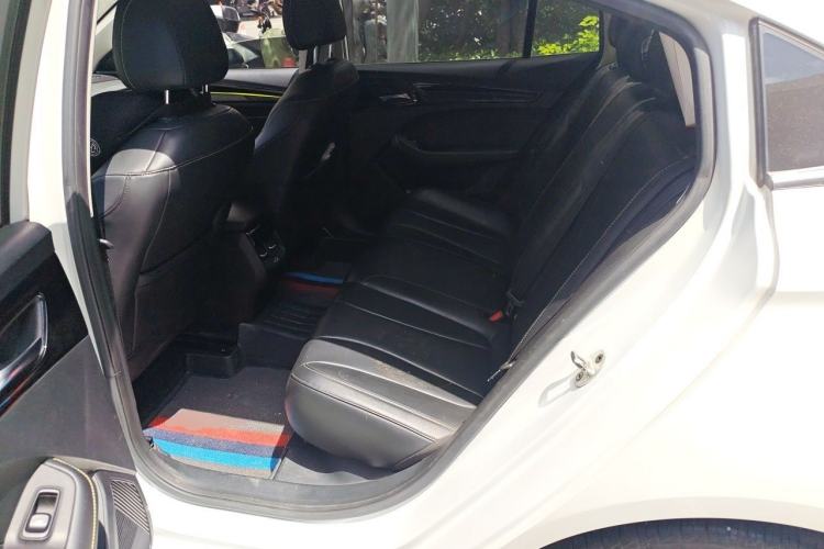 Used Roewe i5 2021 1.5L Manual Diamond Edition Left Rear Seat