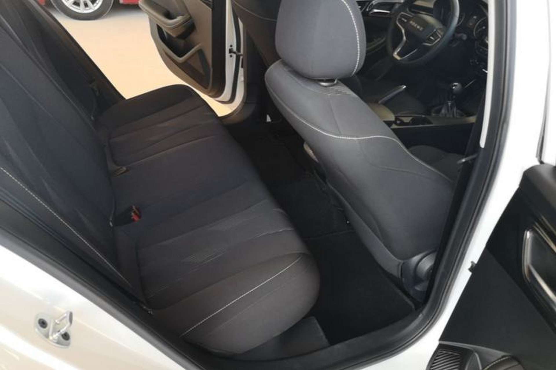 Used Roewe i5 2021 1.5L Manual Platinum Edition Left Rear Seat