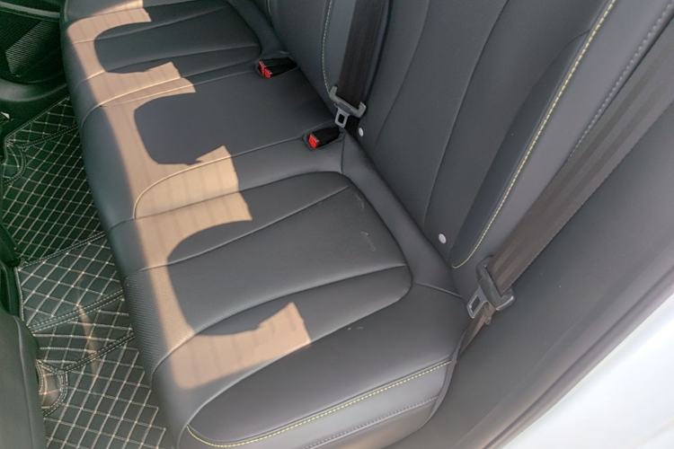 Used Roewe i5 2021 1.5L CVT Starry Edition Left Rear Seat