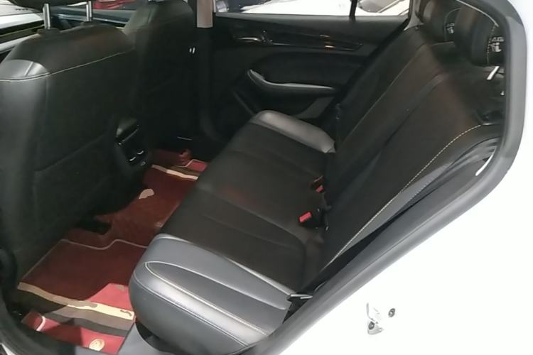 Used Roewe i5 2021 1.5L CVT Diamond Edition Left Rear Seat