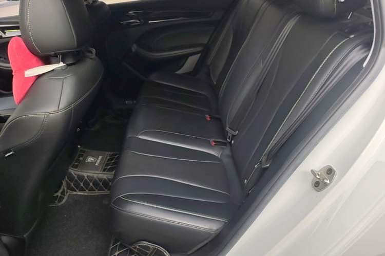 Used Roewe i5 2021 1.5L CVT Starry Edition Left Rear Seat