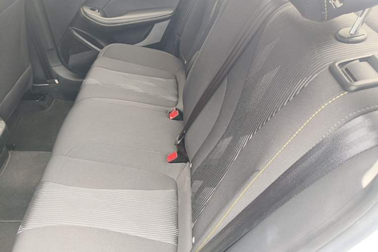 Used Roewe i5 2021 1.5L Manual Platinum Edition Left Rear Seat