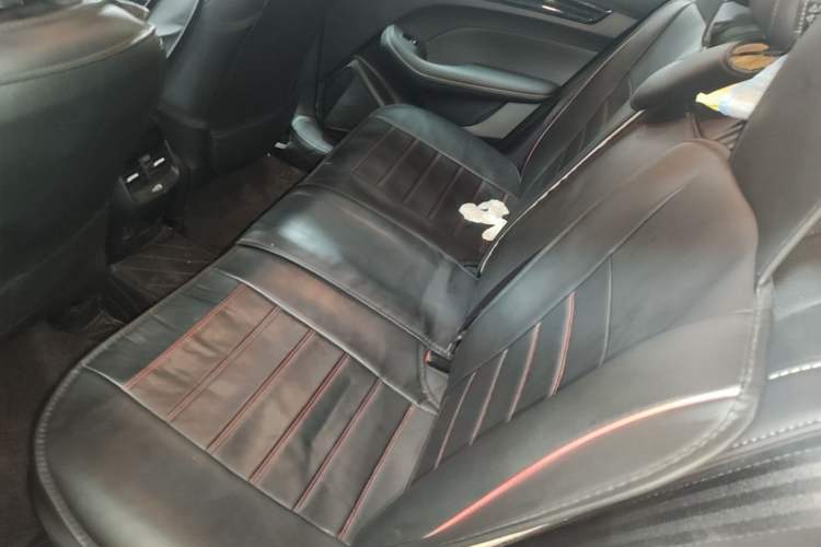 Used Roewe i5 2021 1.5L CVT Starry Edition Left Rear Seat