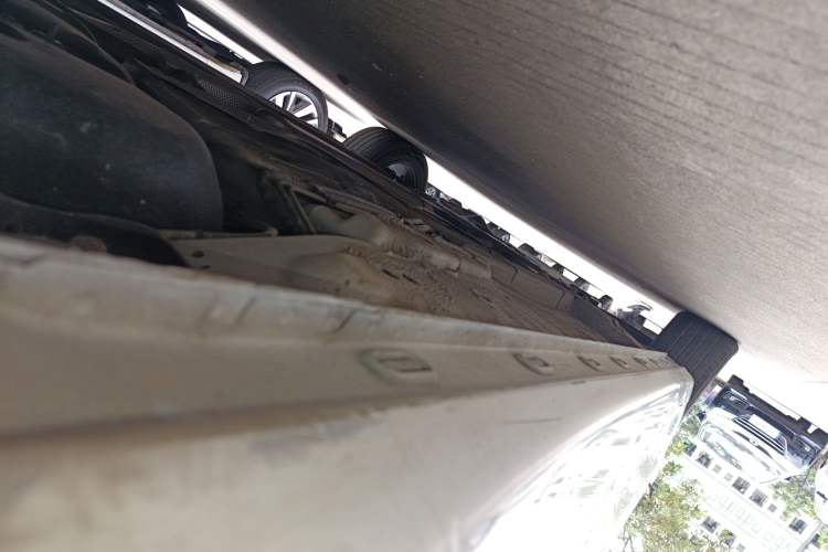 Used Roewe i5 2021 1.5L CVT Platinum Edition Left Side Sill