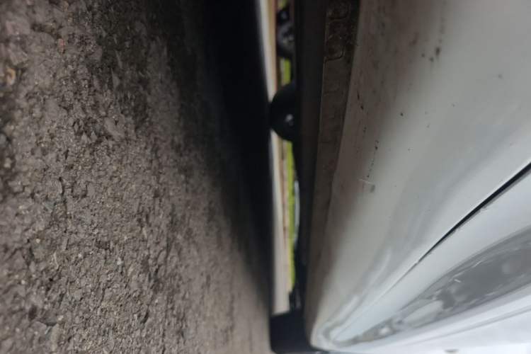 Used Roewe i5 2021 1.5L CVT Diamond Edition Left Side Sill