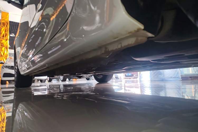 Used Roewe i5 2021 1.5L CVT Starry Edition Left Side Sill
