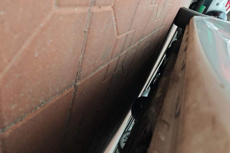 Used Roewe i5 2021 1.5L CVT Platinum Edition Left Side Sill