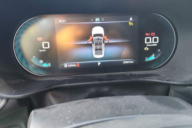 Used Roewe i5 2021 Revised Version 1.5L CVT Diamond Edition Odometer Close Up