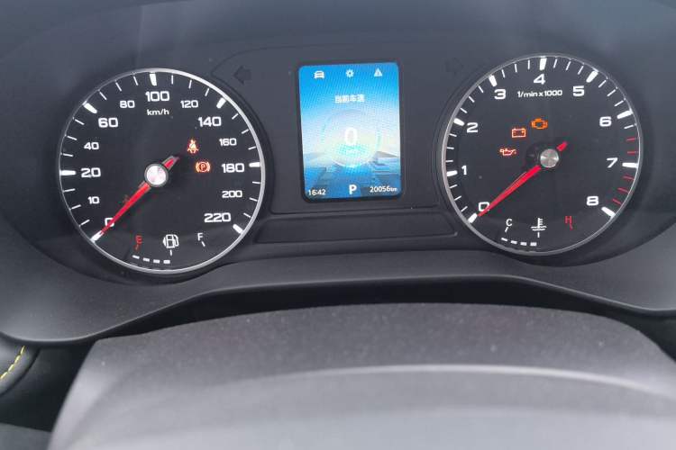 Used Roewe i5 2021 1.5L CVT Platinum Edition Odometer Close Up