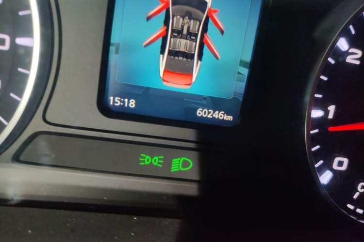 Used Roewe i5 2021 1.5L Manual Platinum Edition Odometer Close Up