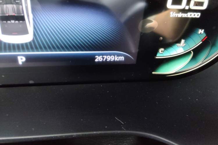 Used Roewe i5 2021 Revised Version 1.5L CVT Diamond Edition Odometer Close Up