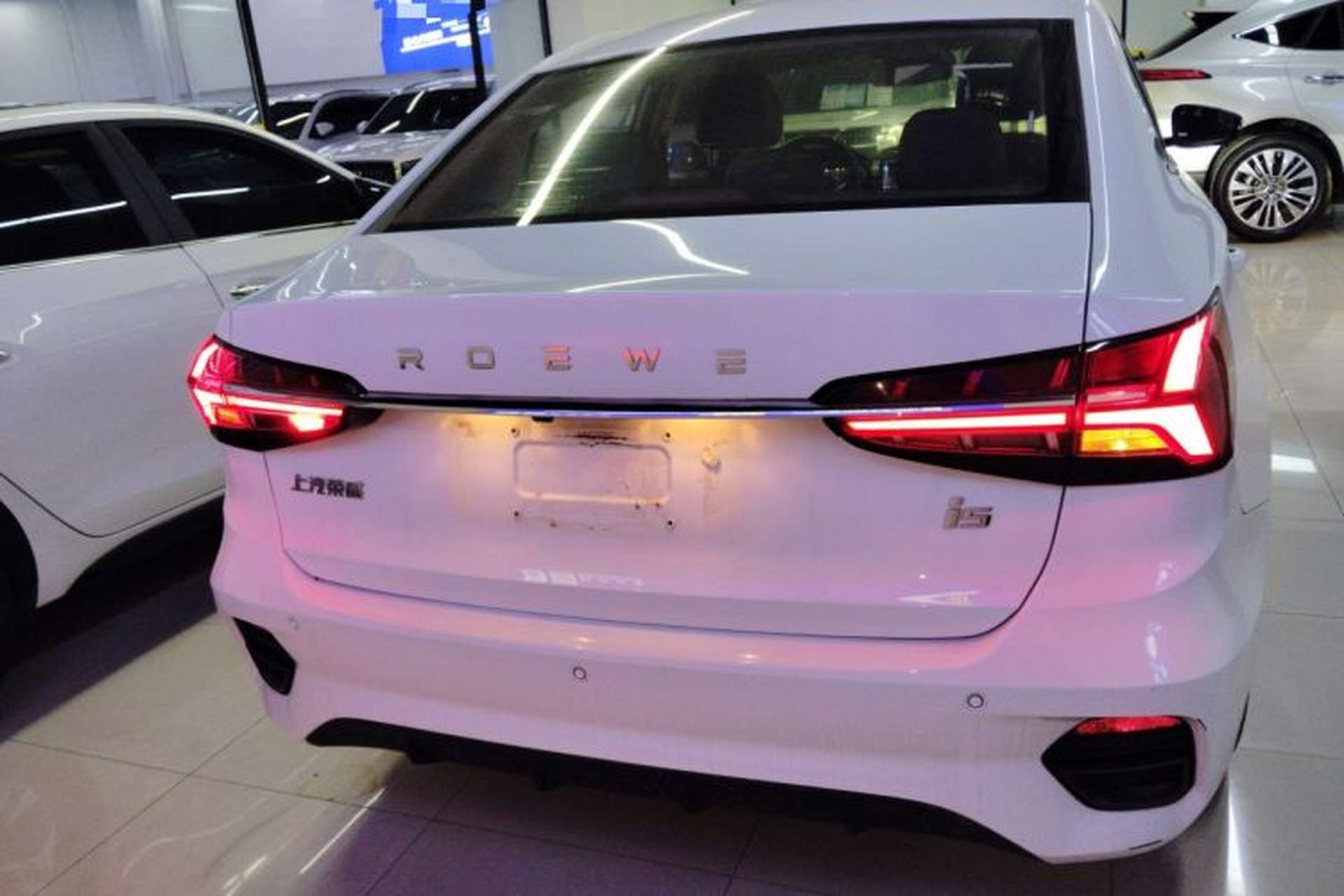 Used Roewe i5 2021 Revised 1.5L CVT Starry Edition Rear