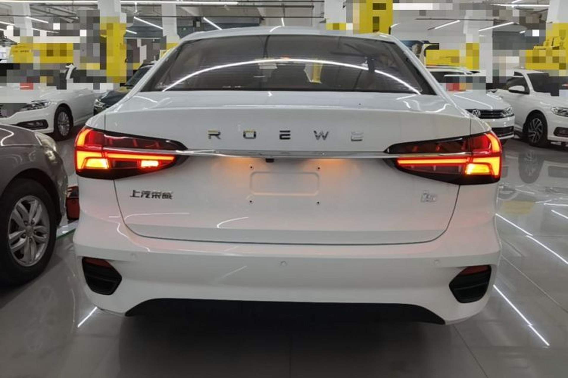 Used Roewe i5 2021 Revised Version 1.5L CVT Diamond Edition Rear