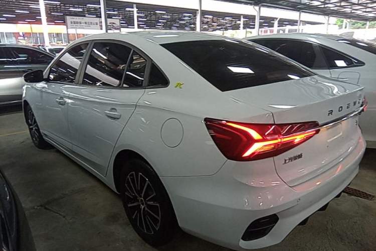 Used Roewe i5 2021 1.5L CVT Platinum Edition Rear Left 45 Deg