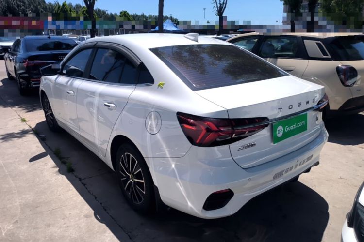 Used Roewe i5 2021 Revised Version 1.5L CVT Diamond Edition Rear Left 45 Deg