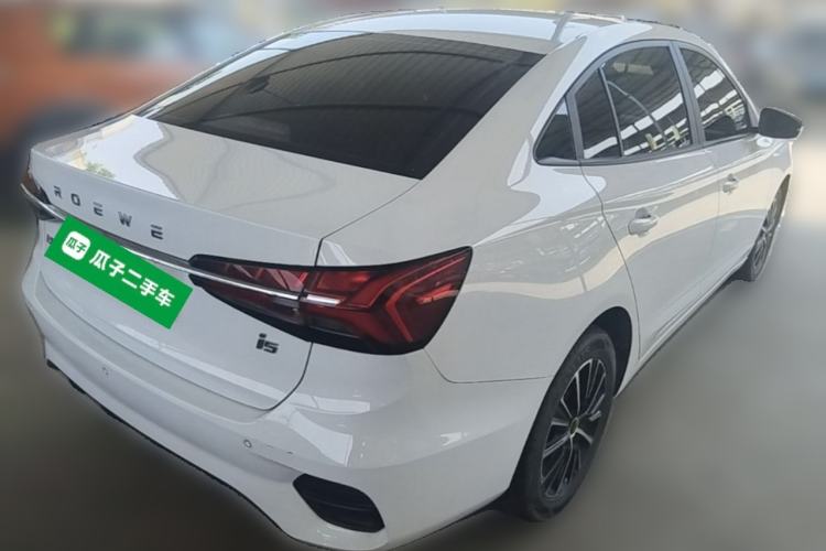 Used Roewe i5 2021 1.5L CVT Platinum Edition Rear Right 45 Deg