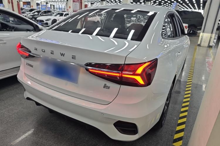 Used Roewe i5 2021 1.5L CVT Platinum Edition Rear Right 45 Deg