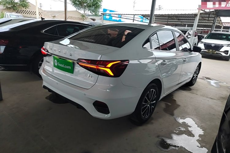 Used Roewe i5 2021 Revised Version 1.5L CVT Diamond Edition Rear Right 45 Deg