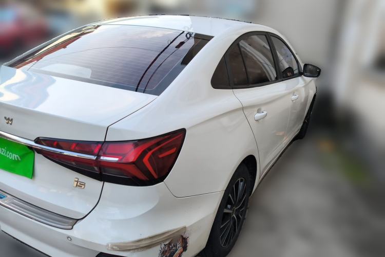 Used Roewe i5 2021 1.5L CVT Platinum Edition Rear Right 45 Deg