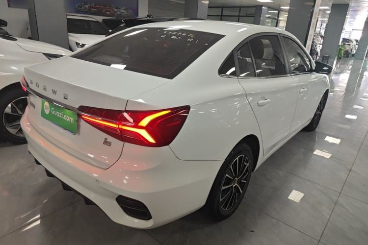 Used Roewe i5 2021 Revised Version 1.5L CVT Diamond Edition Rear Right 45 Deg