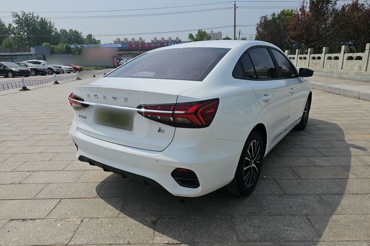 Used Roewe i5 2021 1.5L CVT Platinum Edition Rear Right 45 Deg