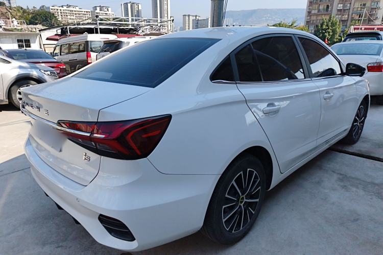 Used Roewe i5 2021 1.5L CVT Assurance Edition Rear Right 45 Deg