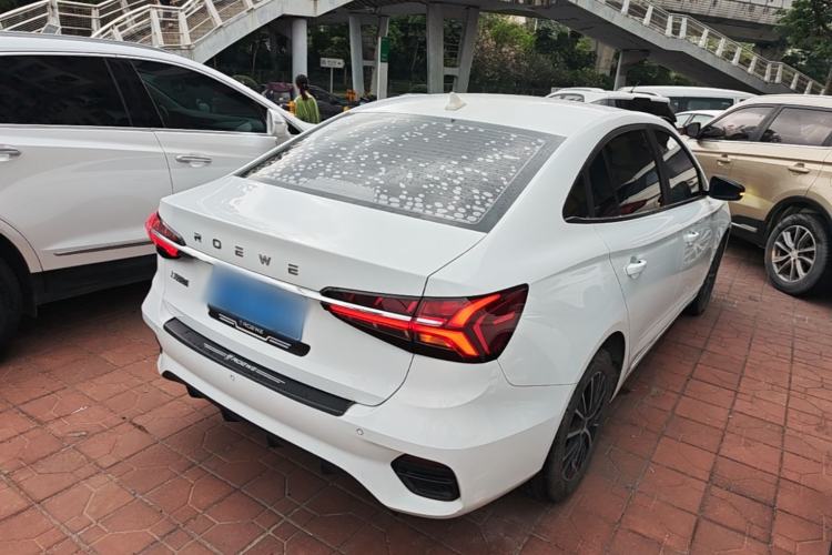 Used Roewe i5 2021 1.5L CVT Platinum Edition Rear Right 45 Deg
