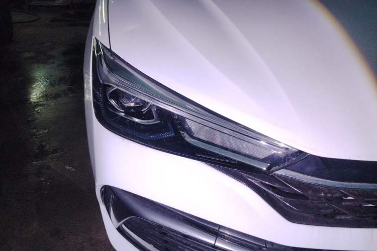 Used Roewe i5 2021 1.5L CVT Starry Edition Right Front Headlight