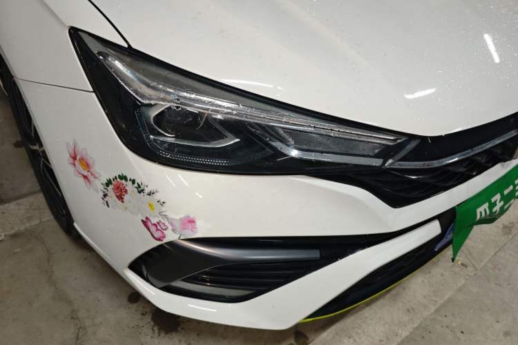 Used Roewe i5 2021 1.5L CVT Diamond Edition Right Front Headlight