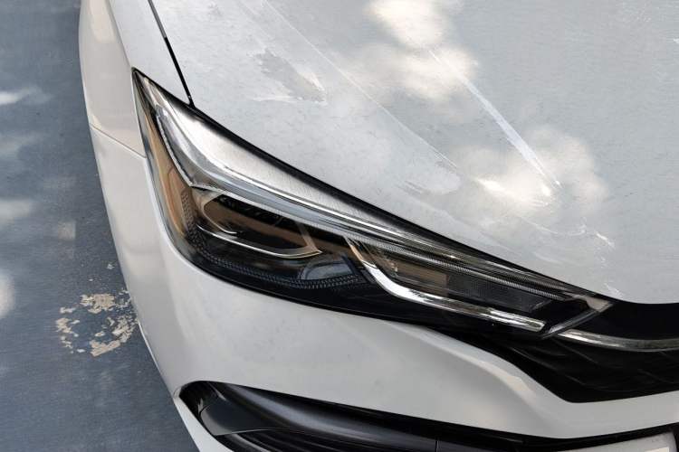 Used Roewe i5 2021 Revised Version 1.5L CVT Diamond Edition Right Front Headlight