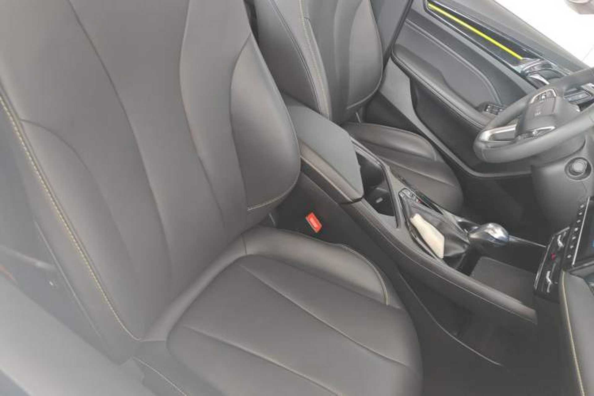 Used Roewe i5 2021 Revised Version 1.5L CVT Diamond Edition Right Front Seat