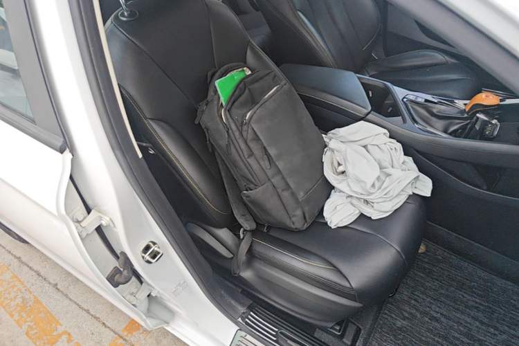 Used Roewe i5 2021 1.5L CVT Platinum Edition Right Front Seat
