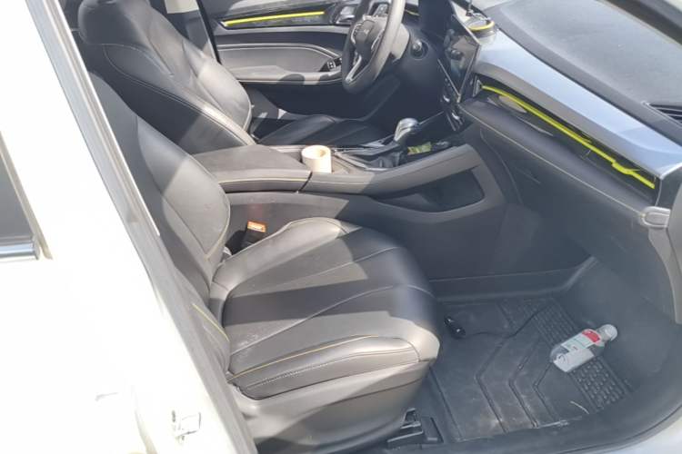 Used Roewe i5 2021 1.5L CVT Diamond Edition Right Front Seat