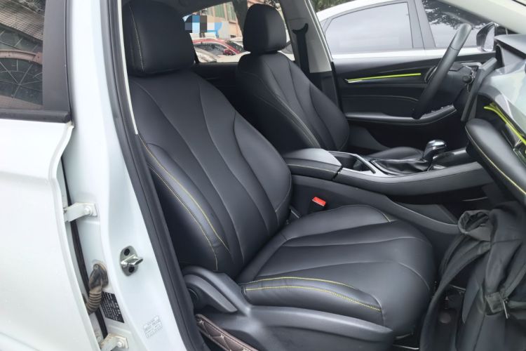 Used Roewe i5 2021 1.5L CVT Black Gold Edition Right Front Seat